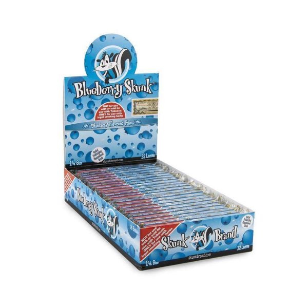 Skunk Blueberry Rolling Papers 1 1/4 Size Pack/32